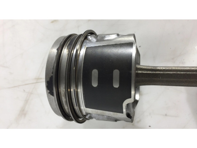 Píst 75L101   Ford Connect  pro naftový motor 1.6  