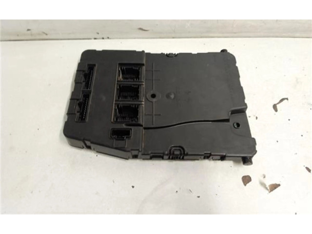   Pojistková skříňka 8200309690, 8200309690   Renault Scenic II -  Grand scenic II 2005