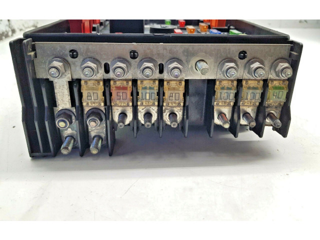 Блок предохранителей  3C09712490, nr3713   Volkswagen PASSAT B6    