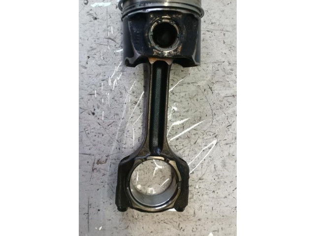 Píst 55281124, 55271838   Alfa Romeo Stelvio     