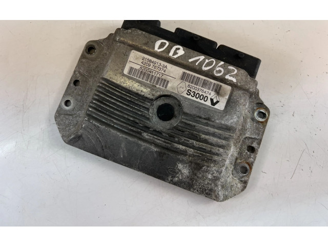 Řídící jednotka 8200411717, 8200376474   Renault Modus 2004