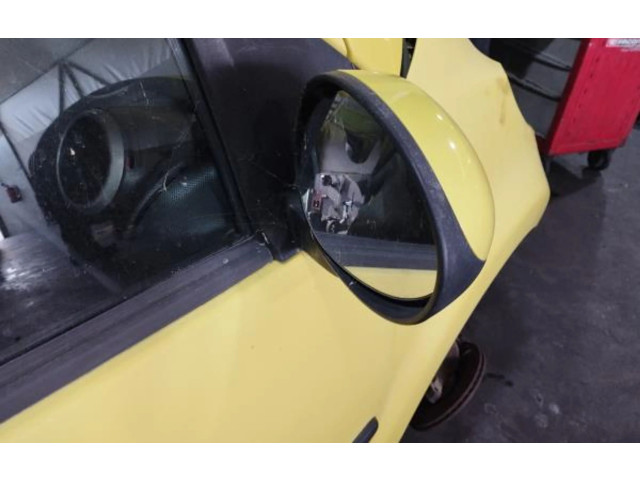 Zpětné zrcátko  Peugeot 107 2006    