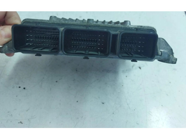 Řídící jednotka 5WS40251DT   Volvo S40, V40 