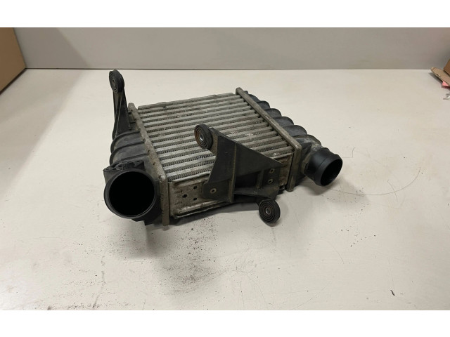 Интеркулер  6Q0145804G   Skoda Fabia Mk2 (5J) 