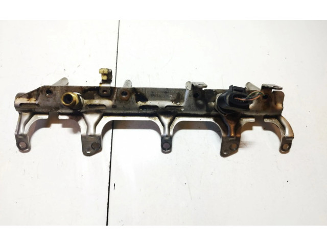 Vstřikovací lišta 06j133317g, ct0080411   Audi A5 8T 8F     