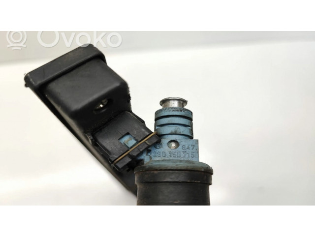 Vstřikovač 0280150715   BMW 5 E34  pro benzínový motor 1.8  