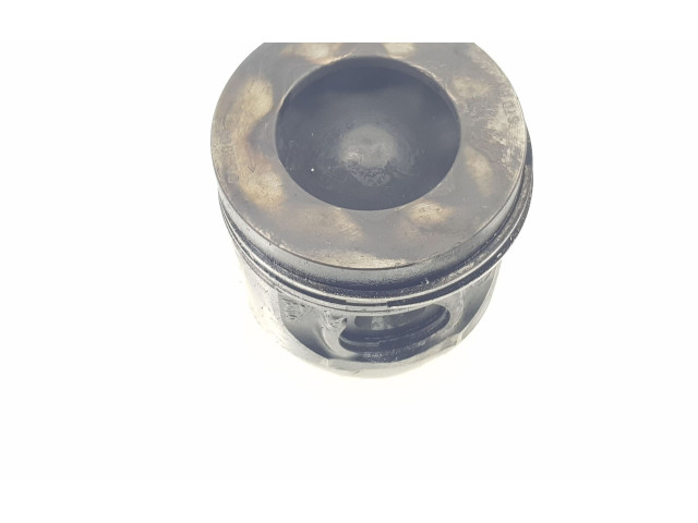 Píst PISTON204DTD, PISTON204DTD   Jaguar XE     