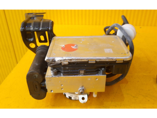 Jednotka ABS A2069010708, A2069010708   Mercedes-Benz C W206 2021
