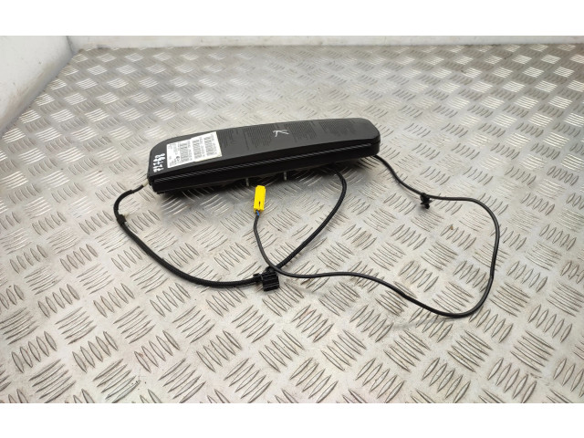 Подушка безопасности в сиденье AV11R611D11AE   Ford B-MAX
