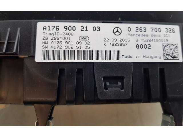 Přístrojová deska  Mercedes-Benz A W176 2013 A1769002103  