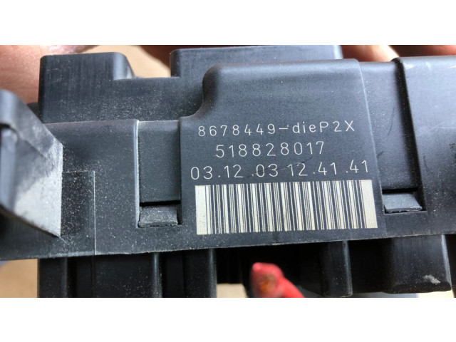   Pojistková skříňka 518828017, 8678449   Volvo S40 2010