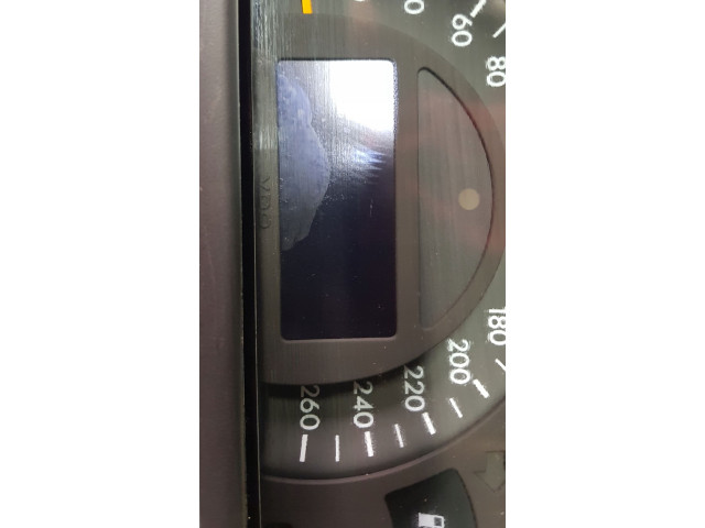 Přístrojová deska  Mercedes-Benz C W203 2000 2035407611  