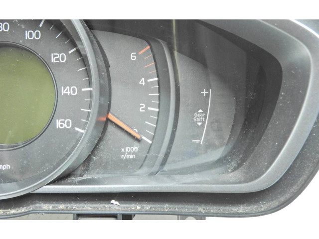 Přístrojová deska  Volvo V40 2013 31314484, 799390U  
