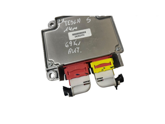 Блок подушек безопасности 101878100B, 28428227   Tesla Model S