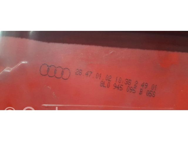 Задний фонарь  8L0945095    Audi A3 S3 8L   1996-2003 года