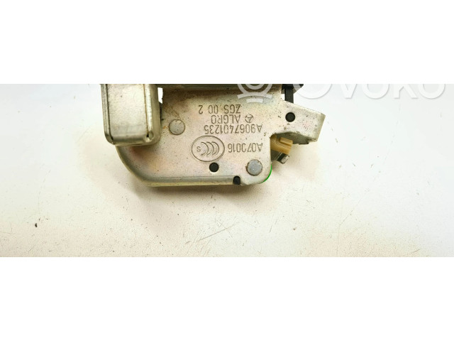 Замок багажника A9067401235    Volkswagen Crafter 2006 - 2016 года