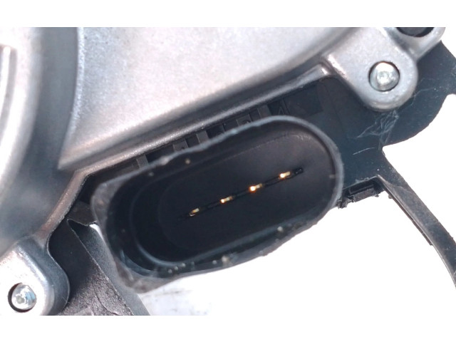Моторчик заднего дворника 5G0955711C, W000089789    Seat Ateca