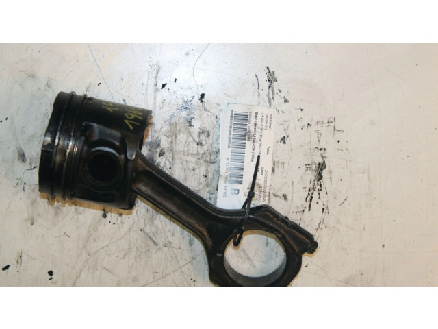 Píst    Alfa Romeo 159  pro benzínový motor 1.8  