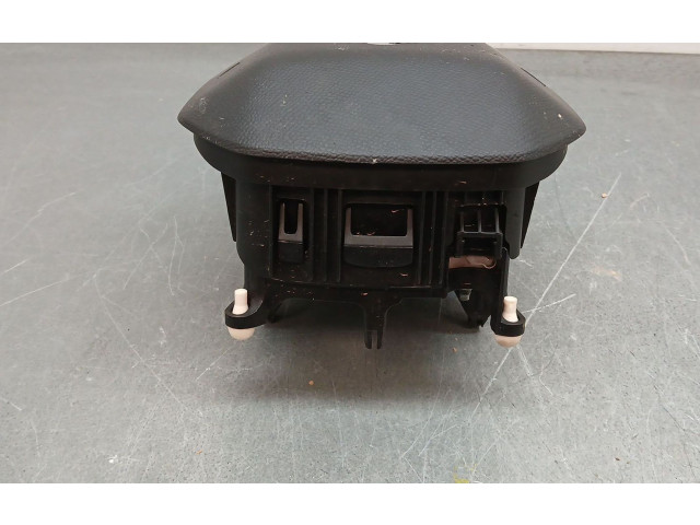 Подушка безопасности водителя 98185172zd   Peugeot Rifter