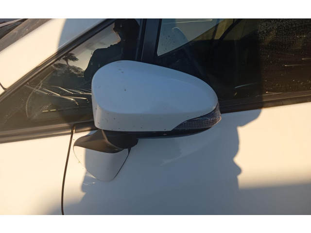 Zpětné zrcátko  Toyota Verso 2014  026983  