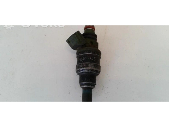 Форсунка INP484, INP-484    Mazda 323 для бензинового двигателя  1.5