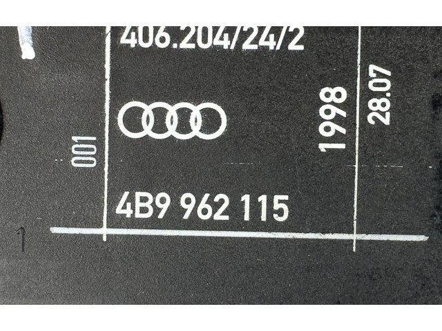 Vstřikovací lišta 4b9962115   Audi A6 S6 C5 4B     