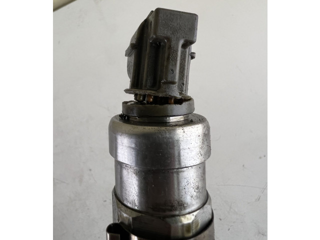 Форсунка 2367027030, 236702703    Toyota RAV 4 (XA20)   