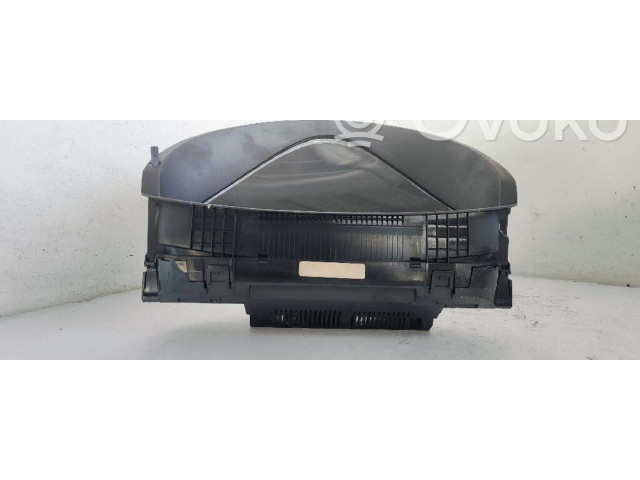 Přístrojová deska  Mercedes-Benz CLK A209 C209 2005 A2095407111  