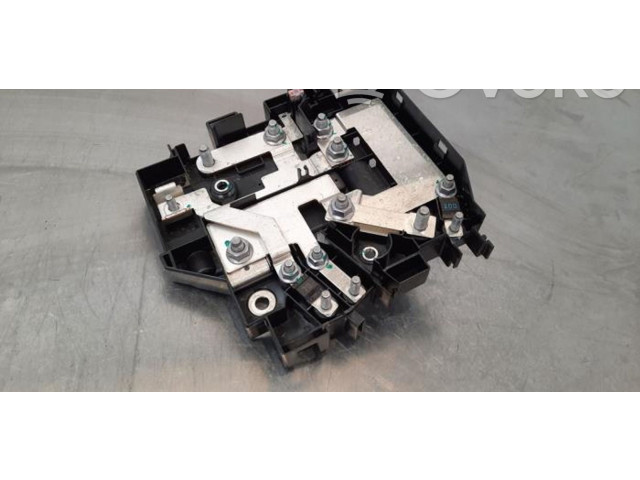   Pojistková skříňka 32265898   Volvo XC40 2020