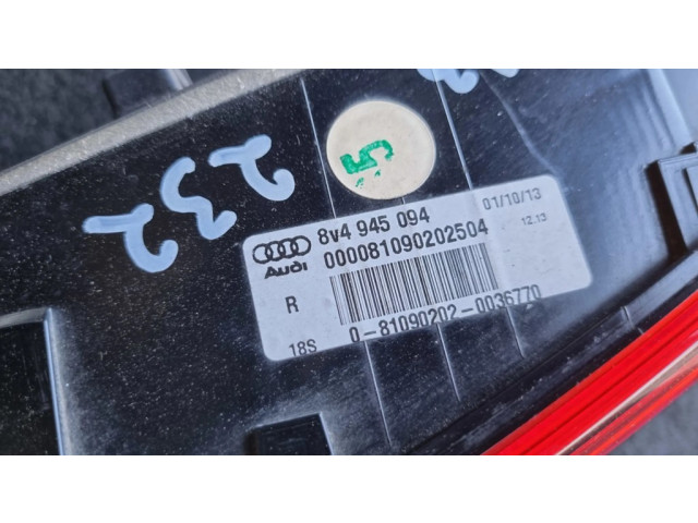 Задний фонарь правый 8V4945094    Audi A3 S3 8V   2013-2019 года