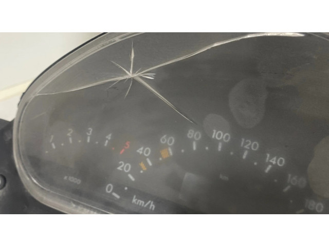 Přístrojová deska  Mercedes-Benz A W168 2002 A1685408711, 0205190083  