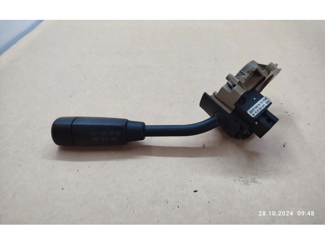 Ручка стеклоочистителей 2035450010   Mercedes-Benz C W203