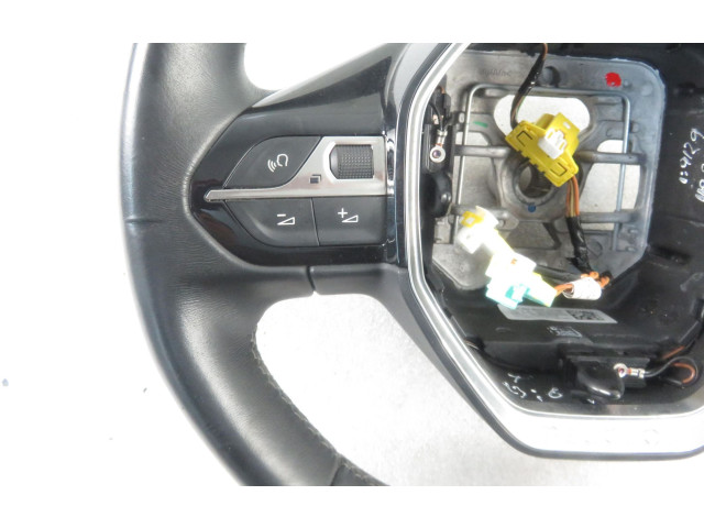 Volant Peugeot 5008 2018   