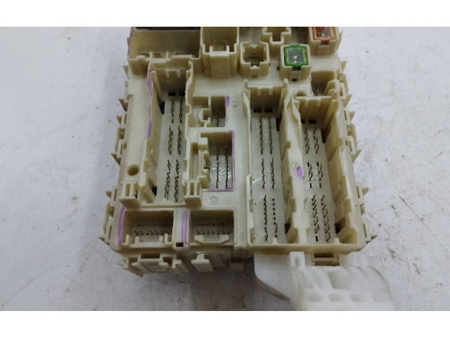 Блок предохранителей 9139A, 03815E25   Toyota Prius (XW20)    