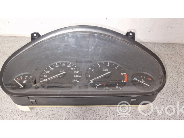 Přístrojová deska  BMW 3 E36 1998 8357422, 8353364  