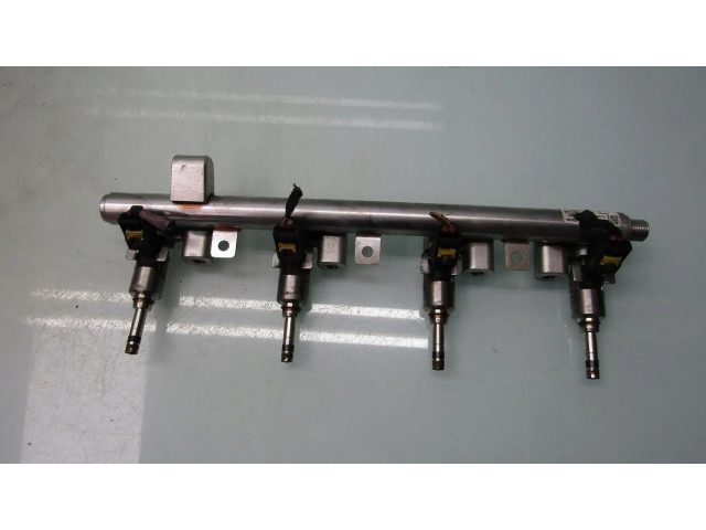 Vstřikovač 353402GHA0, 9062140010   Hyundai i30 fastback  pro benzínový motor 2.0  