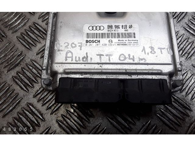 Řídící jednotka 8n0906018ap   Audi TT Mk1 2004