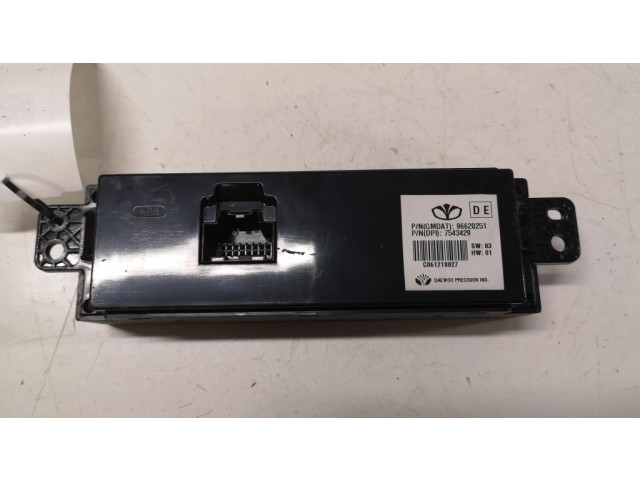 Дисплей    96628251, 7543429   Chevrolet Captiva