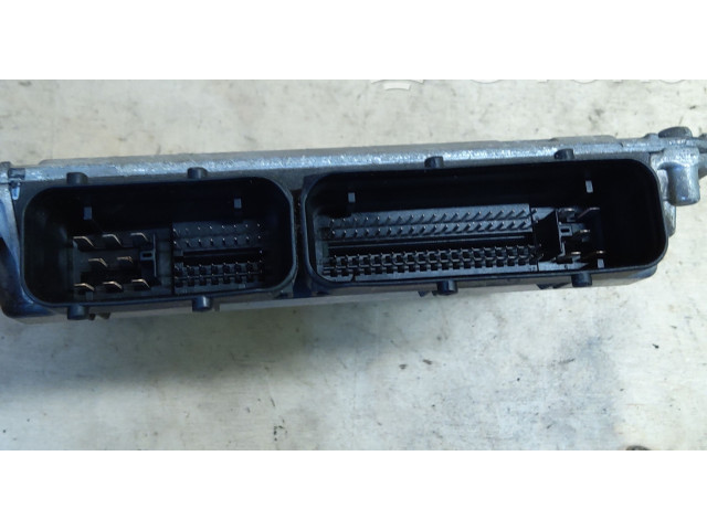 Блок управления двигателем Блок управления 061906033ET, 5WP40261   Volkswagen Touran I
