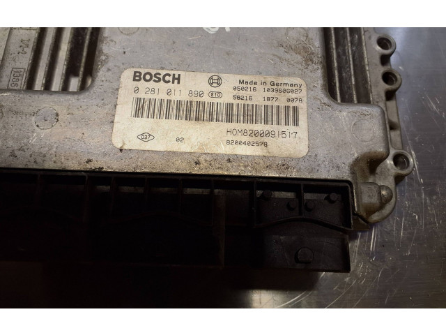 Блок управления двигателя 8200402578, 0281011890   Nissan Primastar