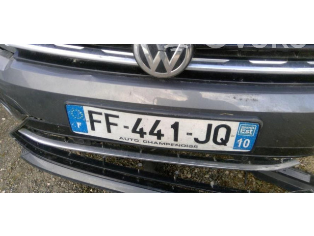 Вентилятор печки    5Q0121203DE, 5Q0121203DE   Volkswagen Tiguan