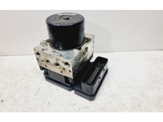 Jednotka ABS 31329137, 31329138   Volvo S60 2012
