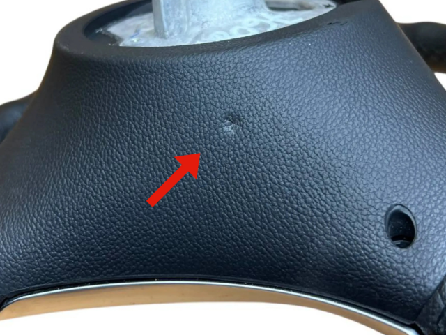 Руль BMW X1 E84  2009-2015 года 6853131, 9123288      