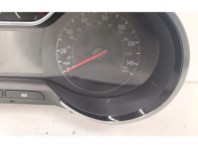 Přístrojová deska  Opel Crossland X 2020 769318600U, 769167680U  