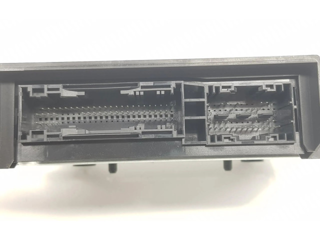 Блок управления 31429510, 32221578   Volvo V40 Cross country