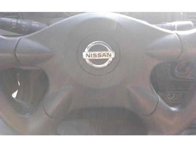 Форсунка     Nissan Almera N16   