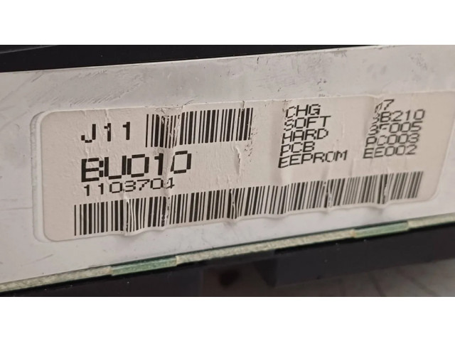 Přístrojová deska  Nissan Almera Tino 2001 BUO10  