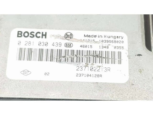 Řídící jednotka 237102213R   Dacia Dokker 2010