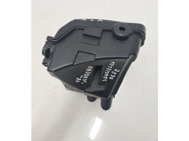   Pojistková skříňka 243809584R   Dacia Sandero 2018