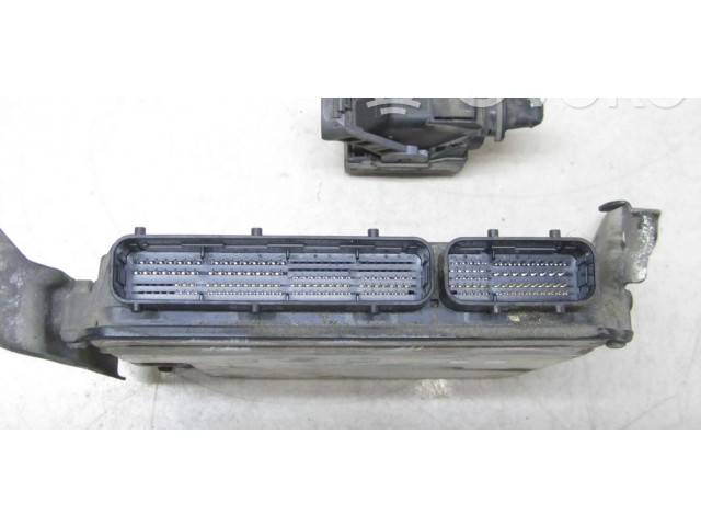 Řídící jednotka 0281031706   Toyota Avensis T270 2017